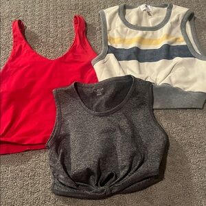 Athletic cropped tanks bundle
